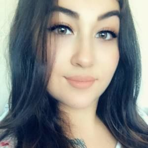 Meet your Posher, Ana